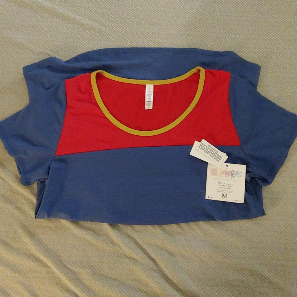 Lularoe classic tee!! Brand New!!!
